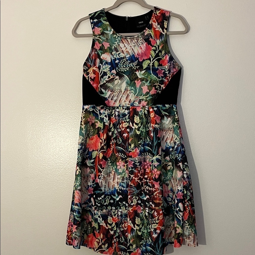 ASOS | Maternity floral glitter dress Women’s size 8 pleated hummingbird scuba